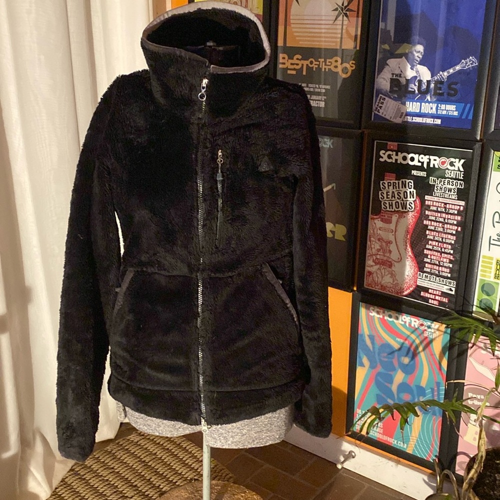 Nike Women's Black Fleece Jacket XXS